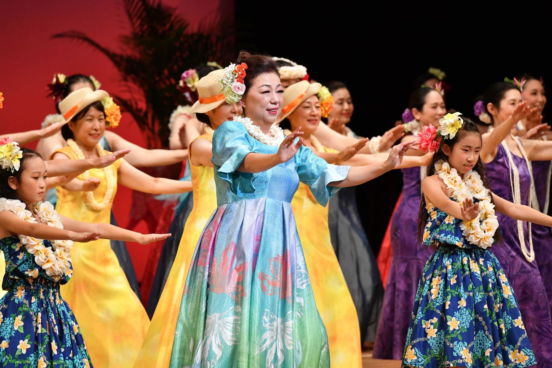 カヘアナニクミフラダンススタジオ発表会